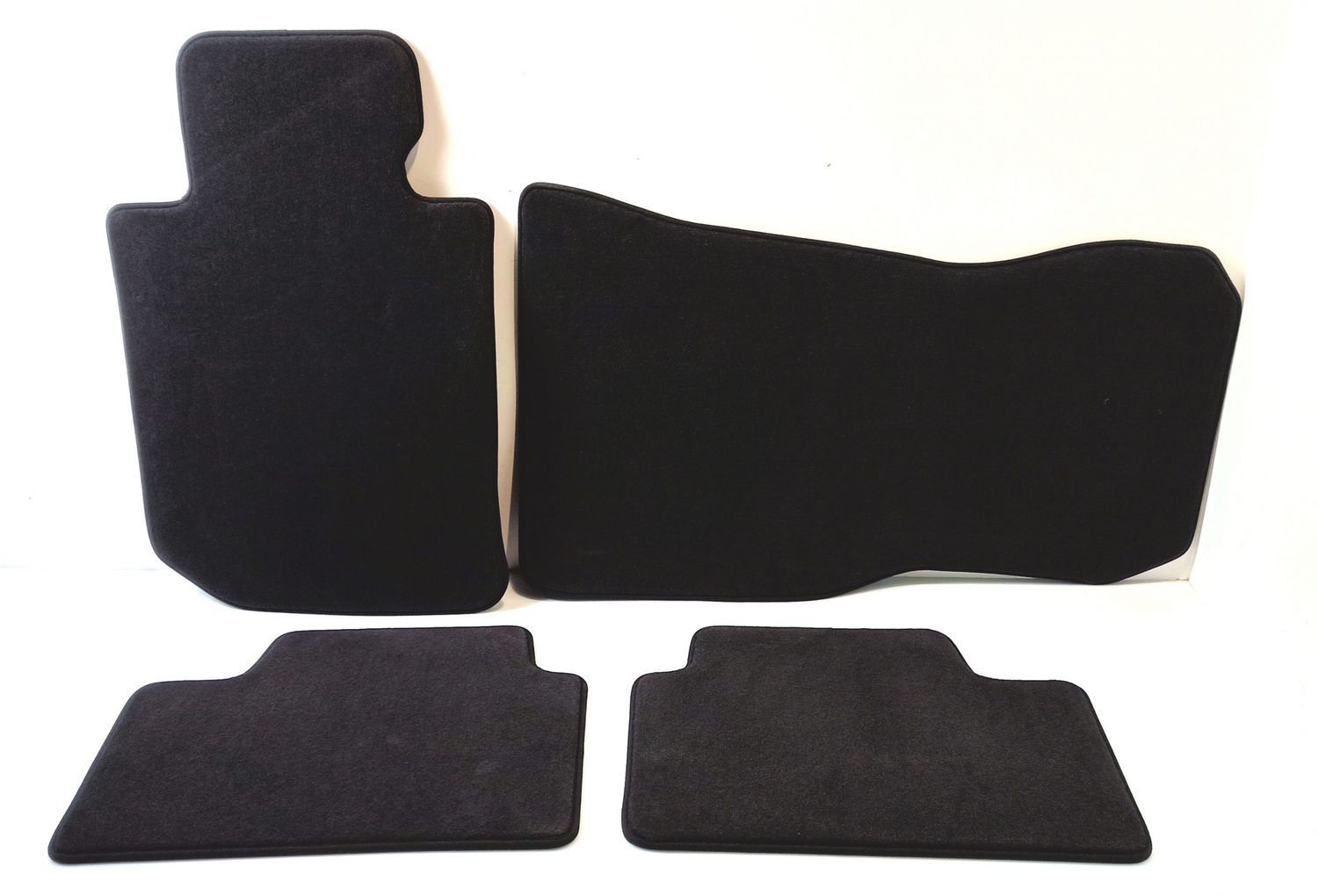 BMW 3 SERIES Front floor mat OEM 8A03636 — Europe Delivery