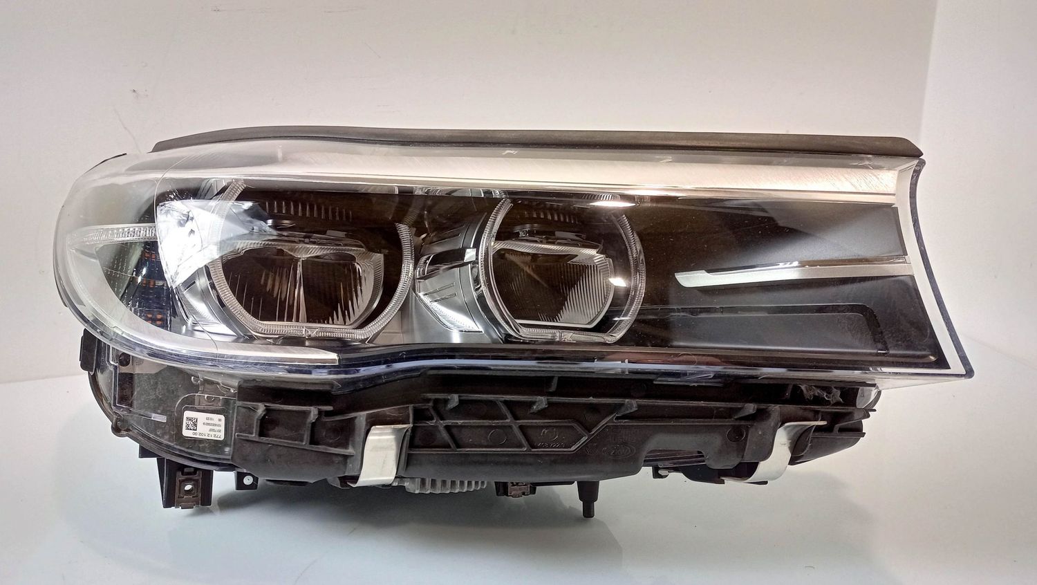 BMW 7 SERIES Headlight/headlamp OEM 7408720 — Europe Delivery