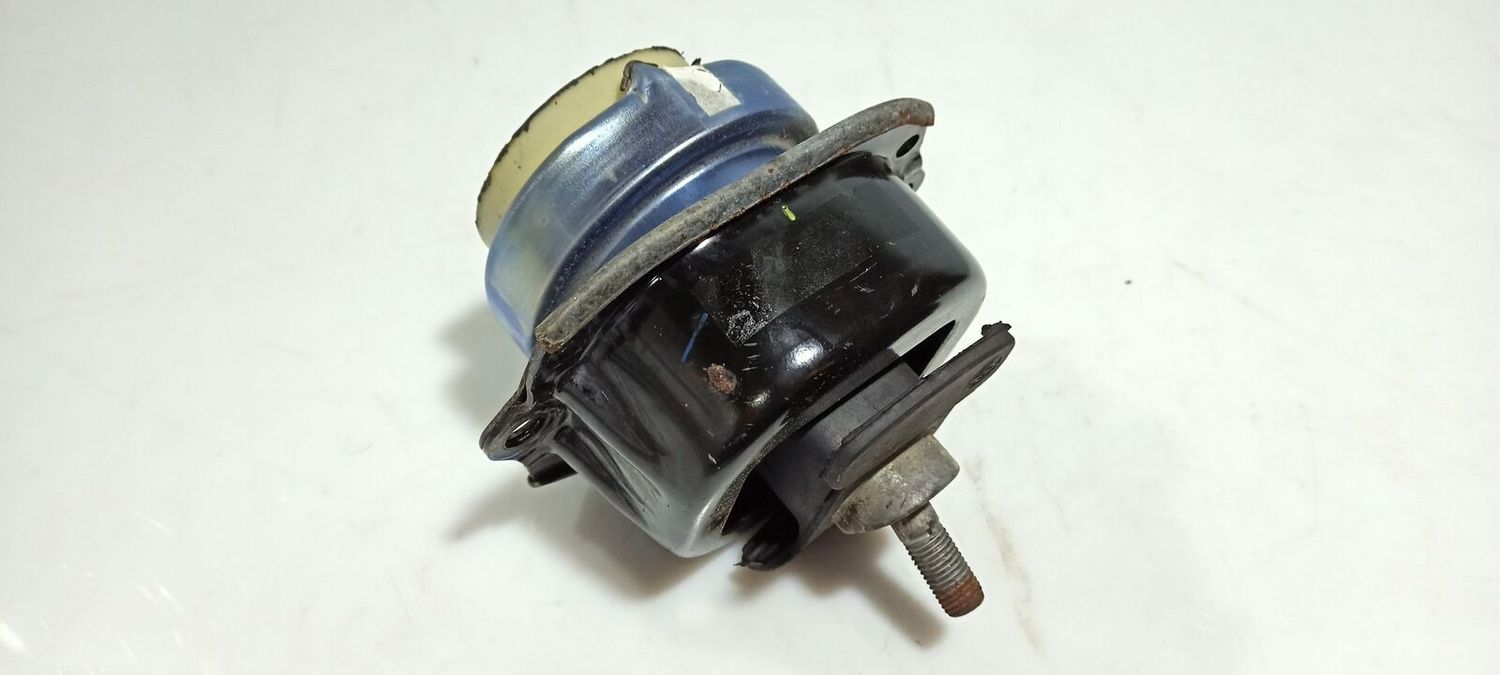 BMW X5 Engine mount bracket OEM 0F74541 — Europe Delivery