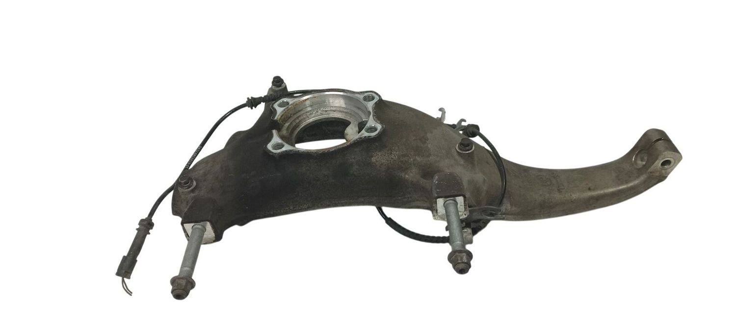 BMW 6 SERIES Front wheel bearing hub OEM 2284053 — Europe Delivery