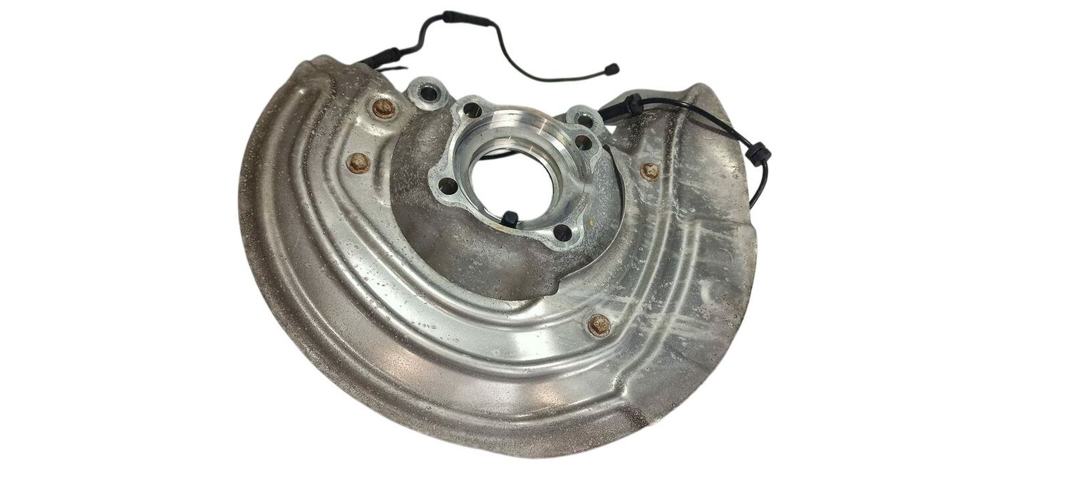 BMW 3 SERIES Front wheel hub — Europe Delivery