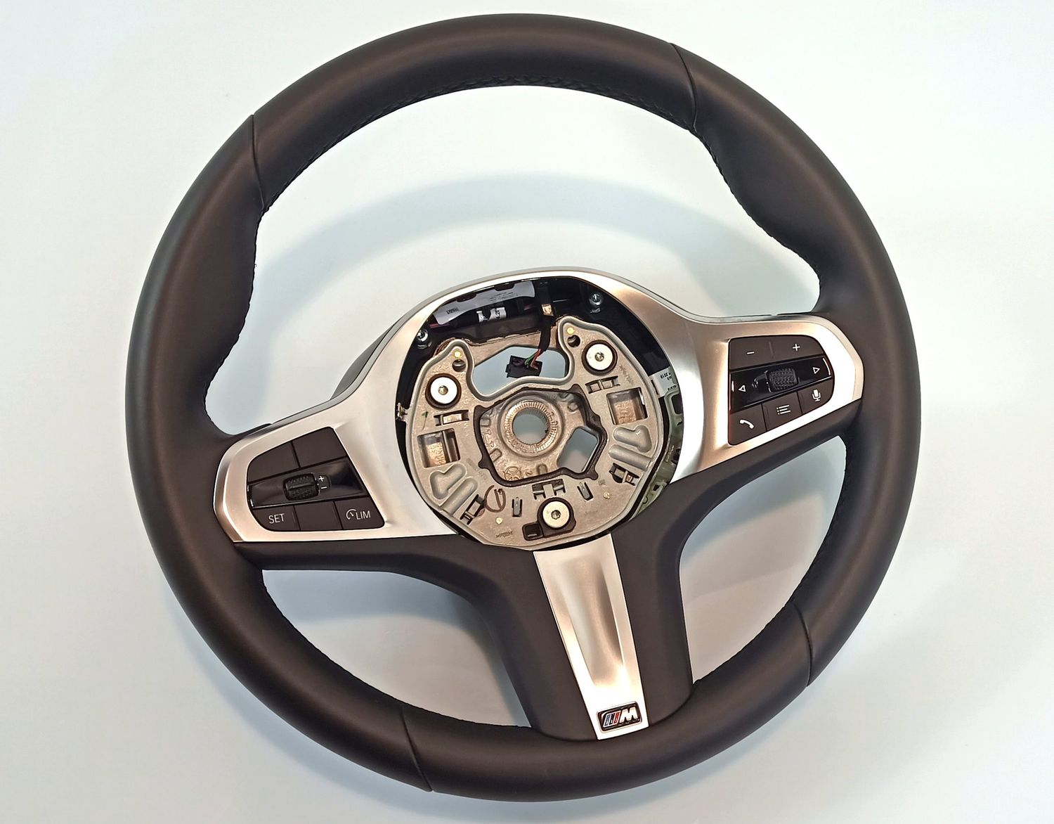 BMW 4 SERIES Steering Wheel OEM 32308746675 — Europe Delivery