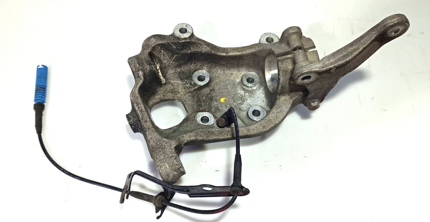 BMW 6 - SERIES Front wheel hub OEM 31216762017 — Europe Delivery