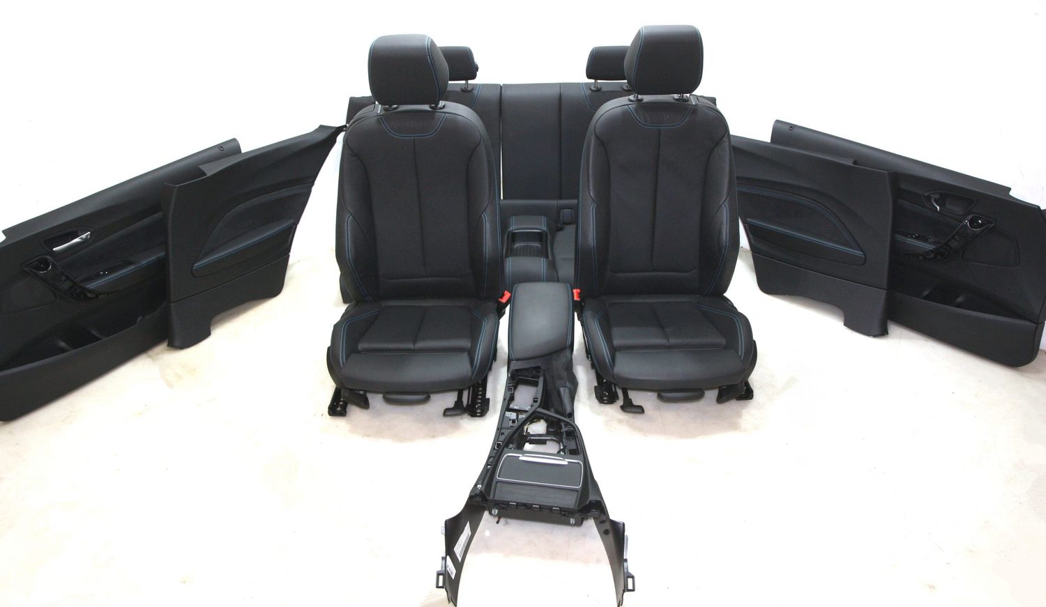 BMW M2 Seat Set OEM 7D59789 — Europe Delivery