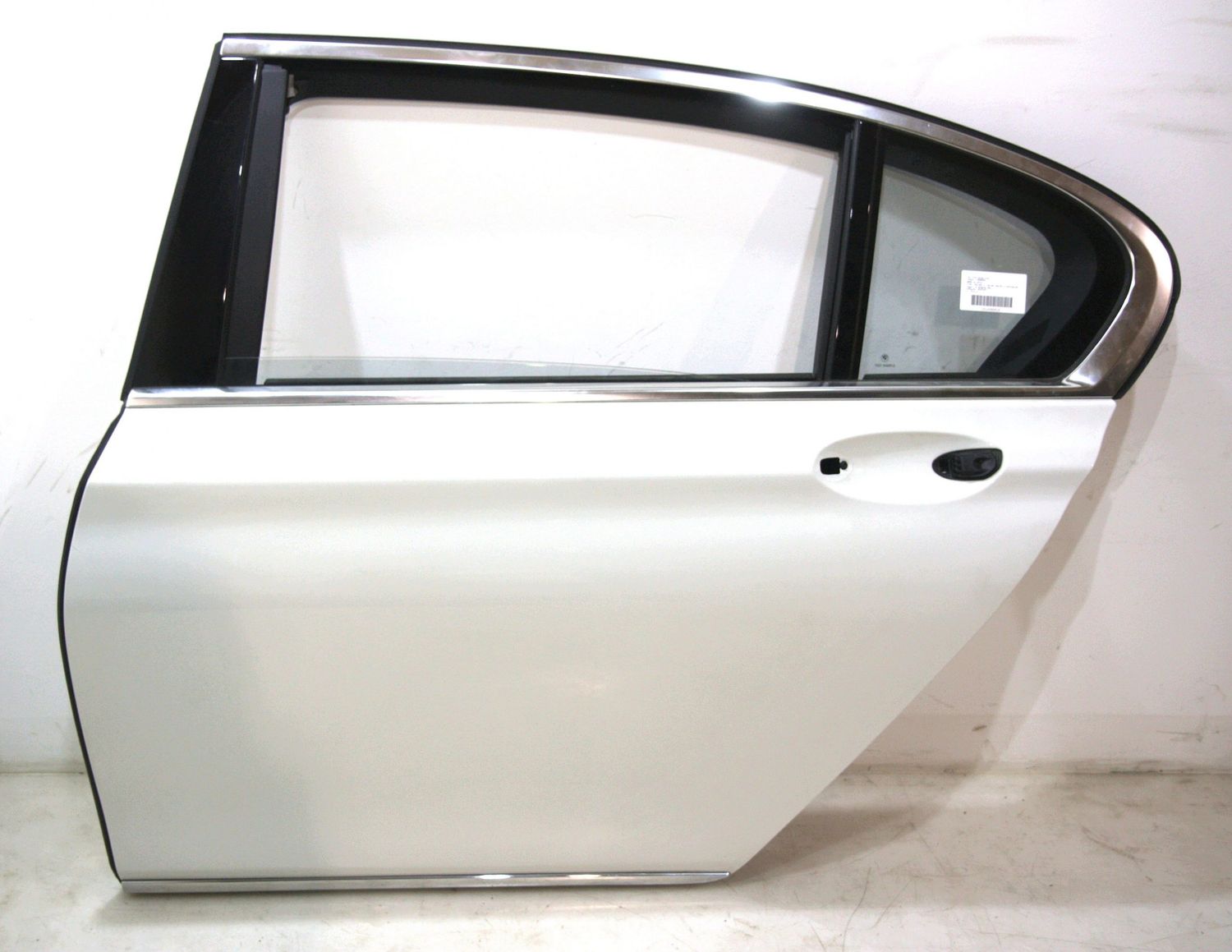 BMW 7 SERIES Rear Door OEM 41527423701 — Europe Delivery