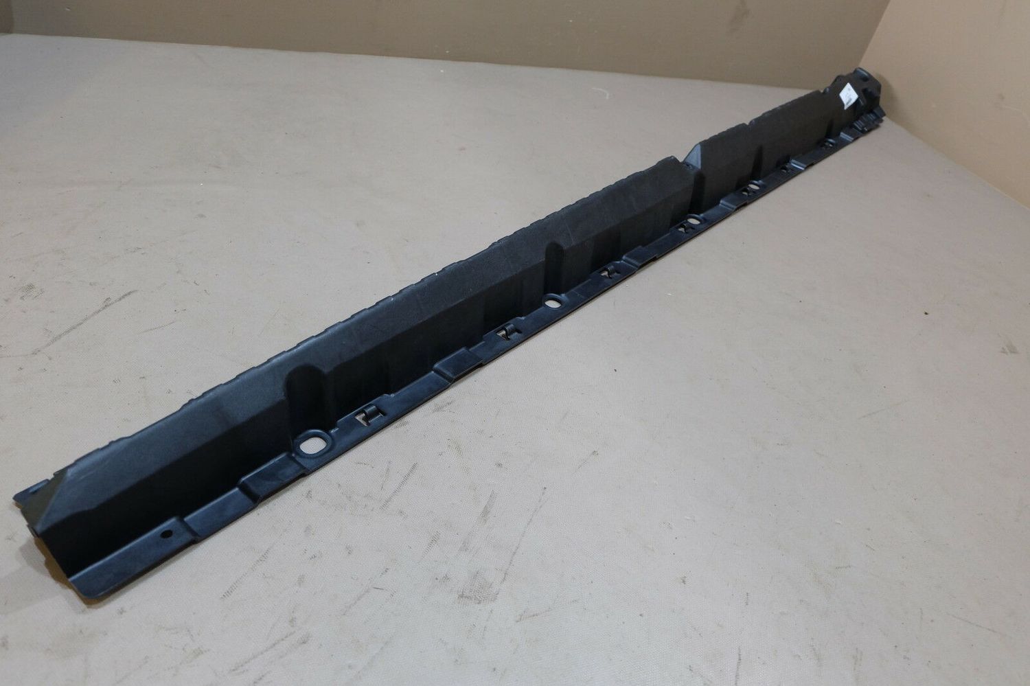 BMW X5 Sill supporting ledge OEM 51777294383 — Europe Delivery
