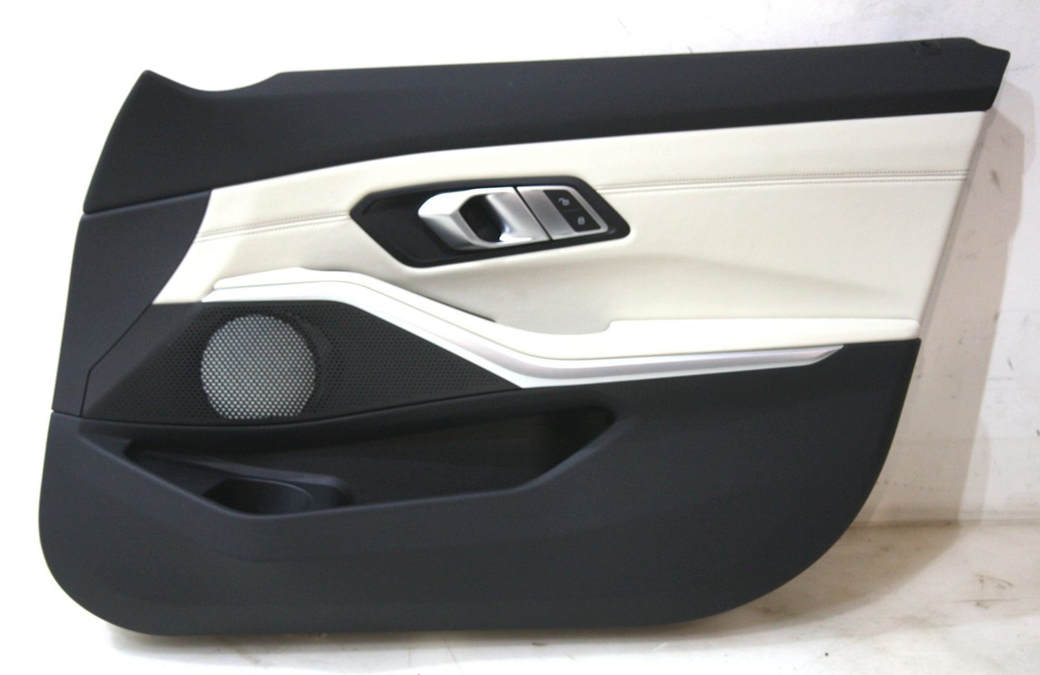 BMW 3 SERIES Front door card panel trim OEM 51418088676 — Europe Delivery