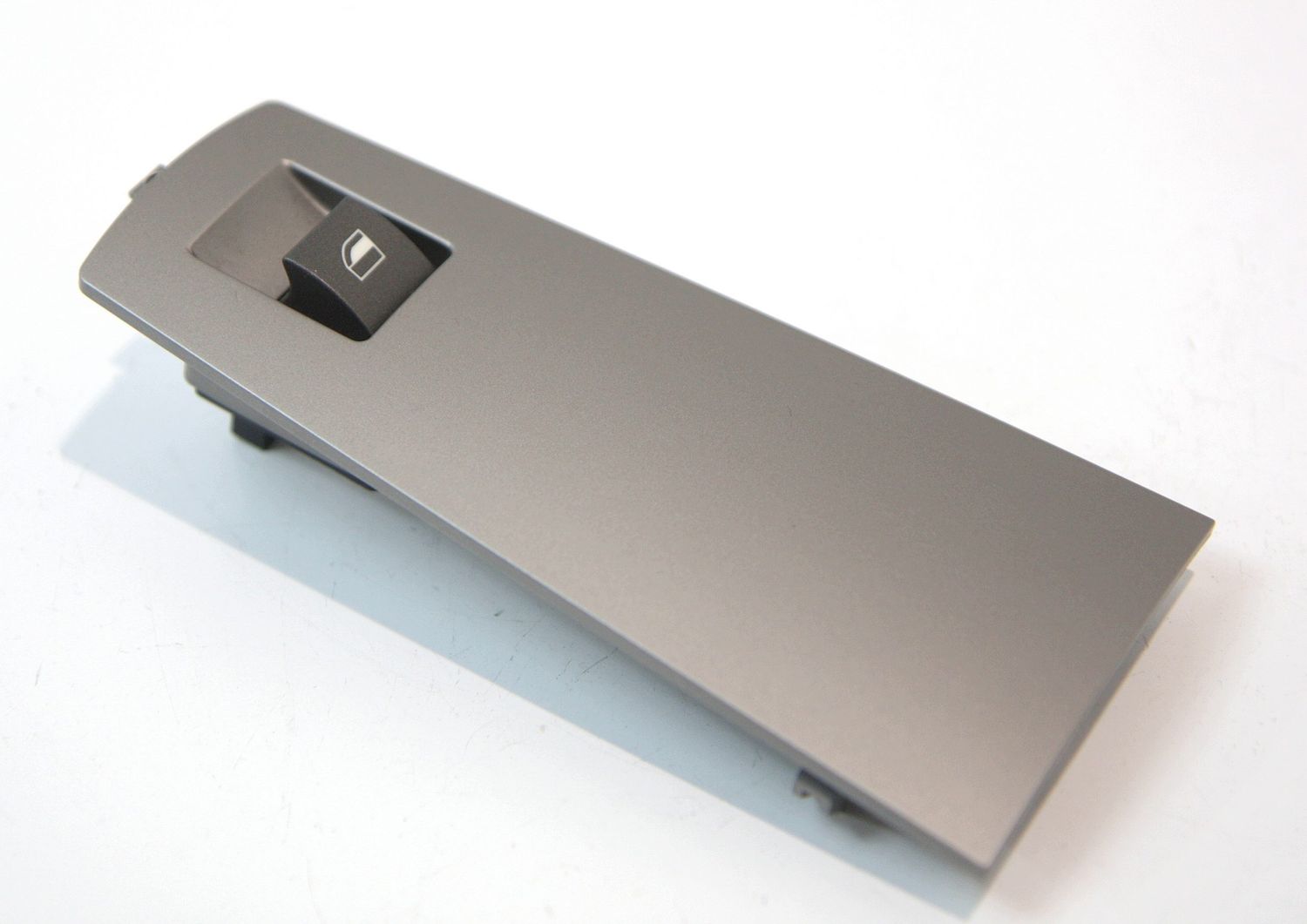 BMW 7 SERIES Electric window control switch OEM 61318379597 — Europe Delivery