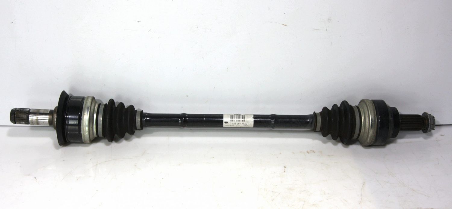 BMW 3 SERIES Rear driveshaft OEM 33207628251 — Europe Delivery
