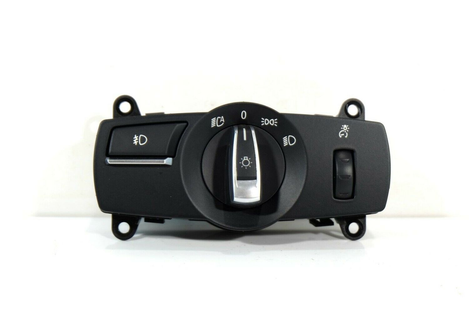 BMW X3 фонарь переключатель OEM 61319311215 — Доставка по Европе
