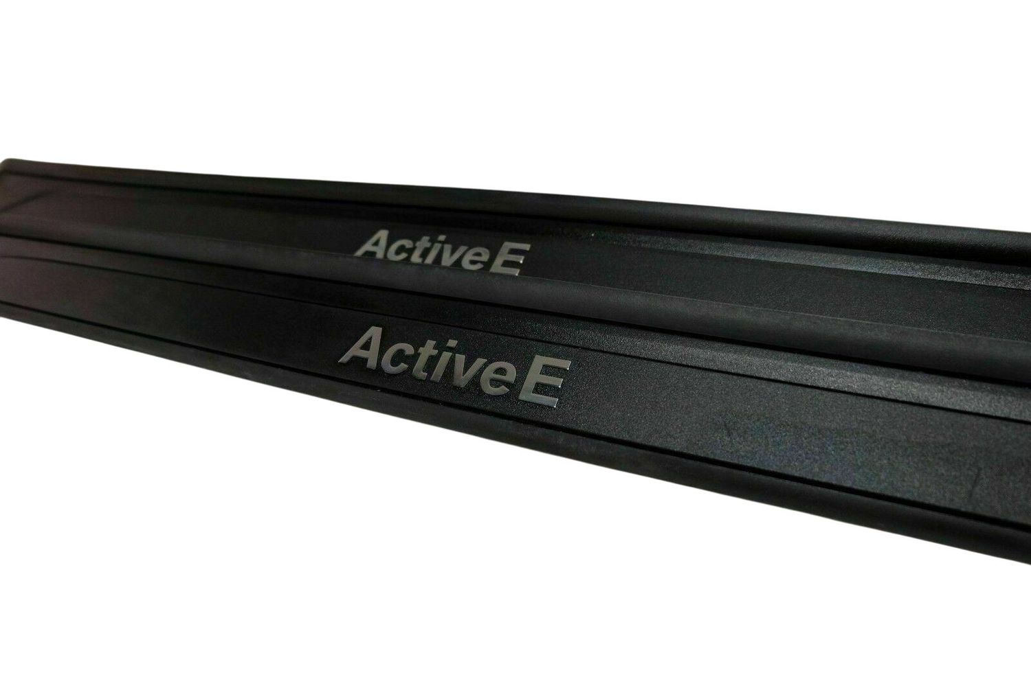 BMW 1 SERIES Front sill trim cover OEM 4876943 — Europe Delivery