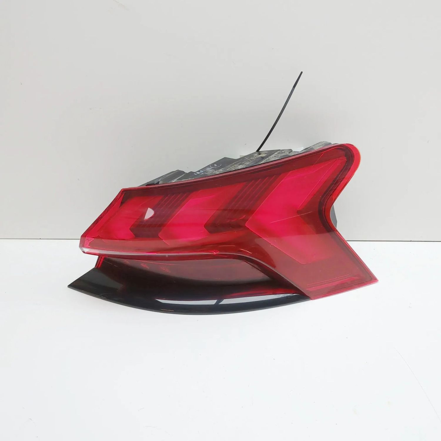 4J3945092 Tylny prawy lampa tylna AUDI E-TRON GT (Saloon F83, F8P) (2021-...) — Dostawa w Europie