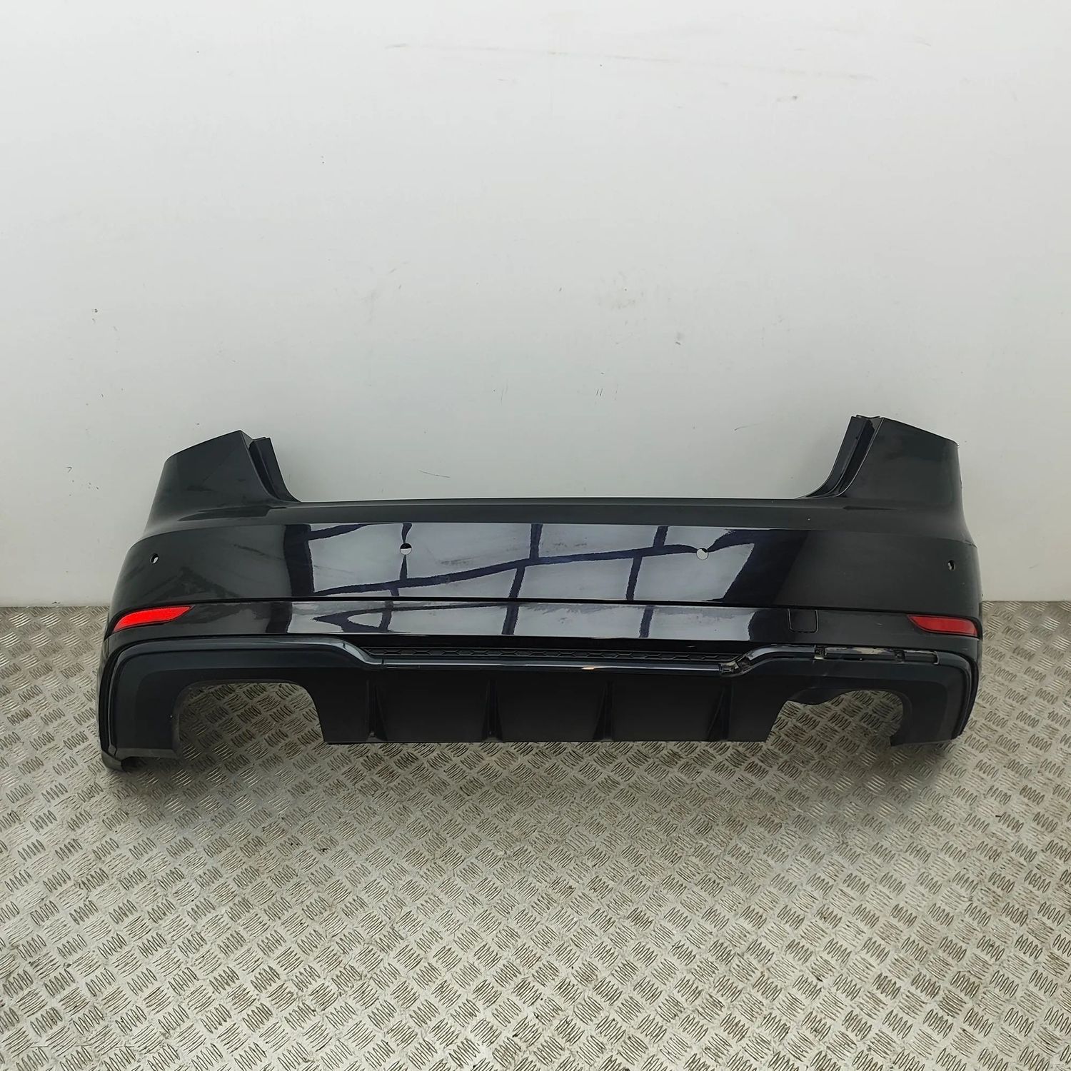 8V3807385E, 8V3807067K, 8V3807521T Zderzak tylny AUDI A3 (Sportback 8VA, 8VF) (2012-2020) — Dostawa w Europie