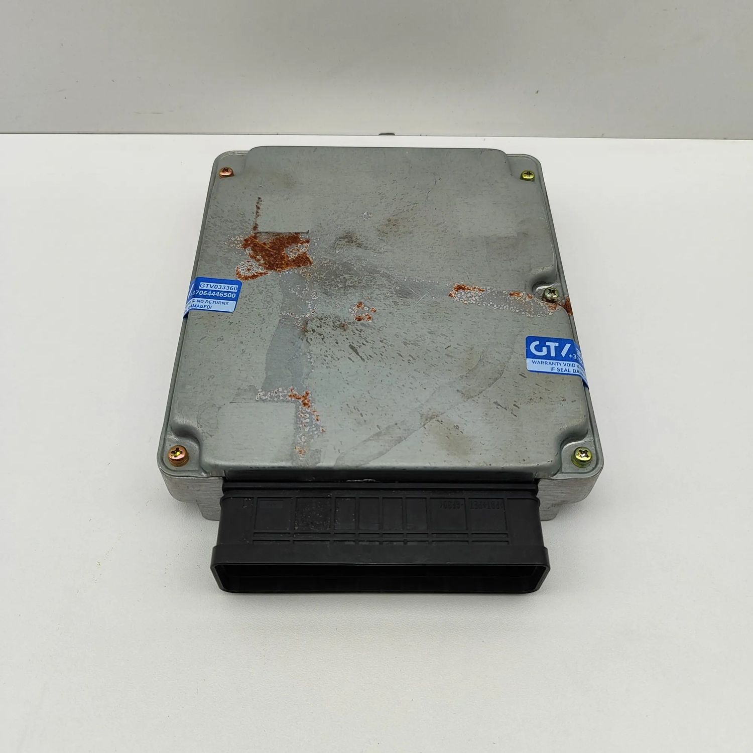 4W8310K975CB, 4W83-10K975-CB Sterownik silnika JAGUAR XK (8 Coupe X100) (1996-2005) — Dostawa w Europie