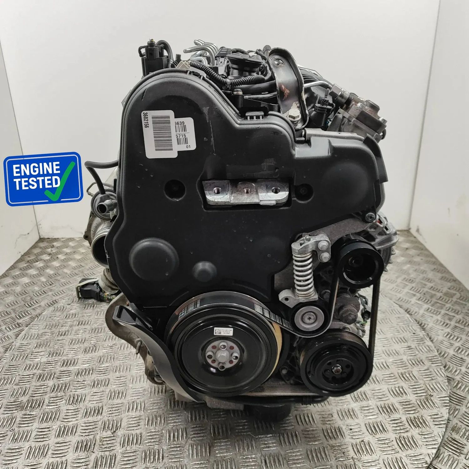 D4204T8 Motor Motor VOLVO V40 (Cross Country 526) (2012-2019) — Europa-Versand