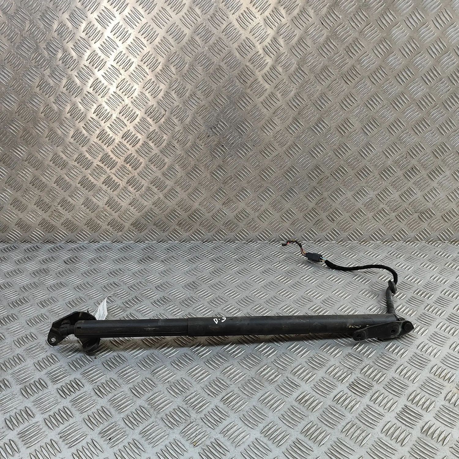 8B9827851B Höger sida baklucka gas fjäderben AUDI A5 (Avant) (2024-...) — Leverans i Europa