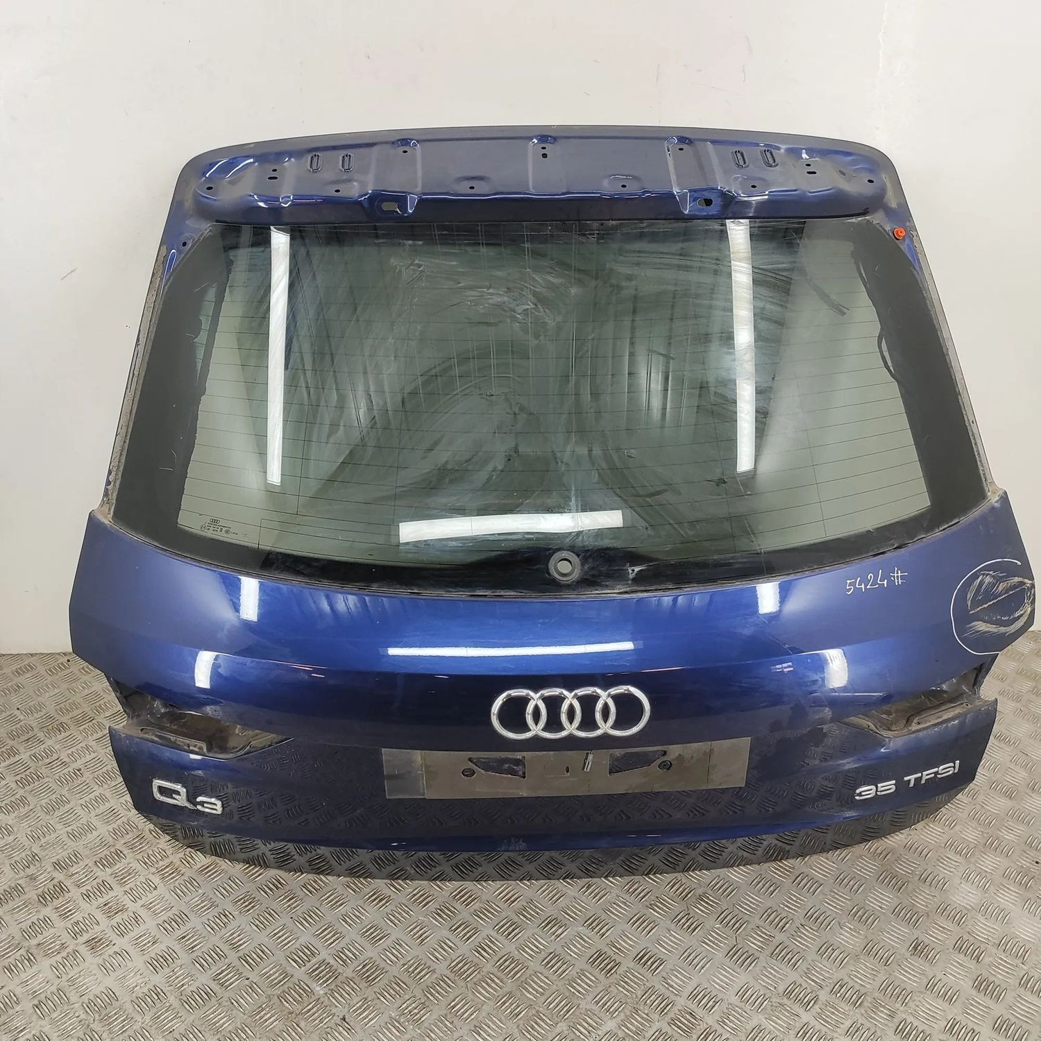 83A827025, 83A845501C Klapa bagażnika pokrywa bagażnika AUDI Q3 (F3) (2018-...) — Dostawa w Europie