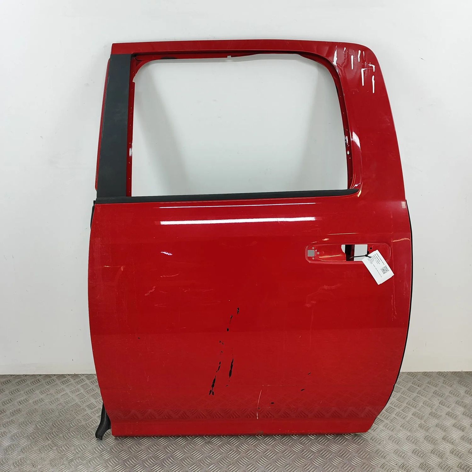 Tylny lewy drzwi DODGE RAM (1500 Pick-up DJ, DS) (2008-...) — Dostawa w Europie