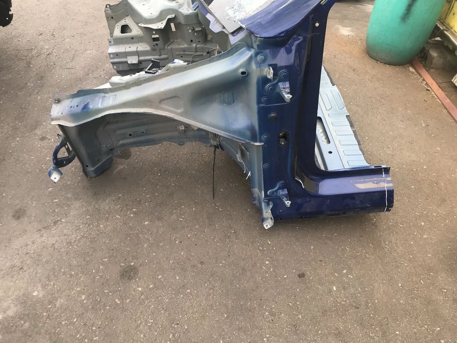 Fram vänster quarter panel TESLA MODEL Y (2019-...) — Leverans i Europa
