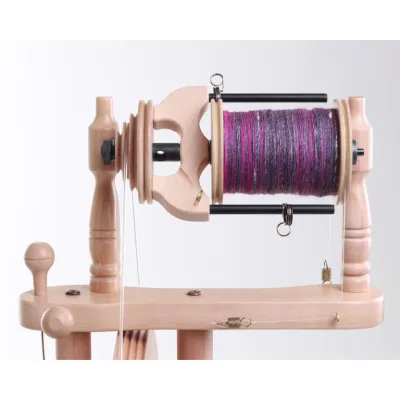 Ashford Traveller Spinning Wheel 3, natural