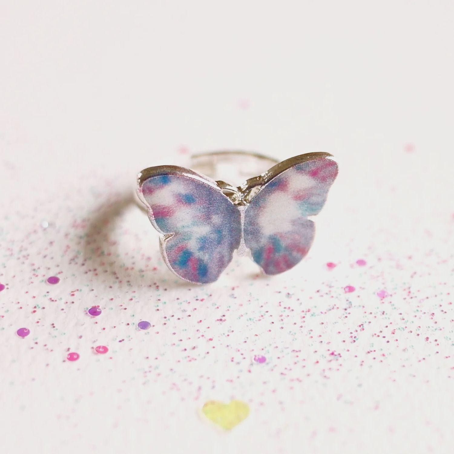 Ring in Box, Style: Butterfly