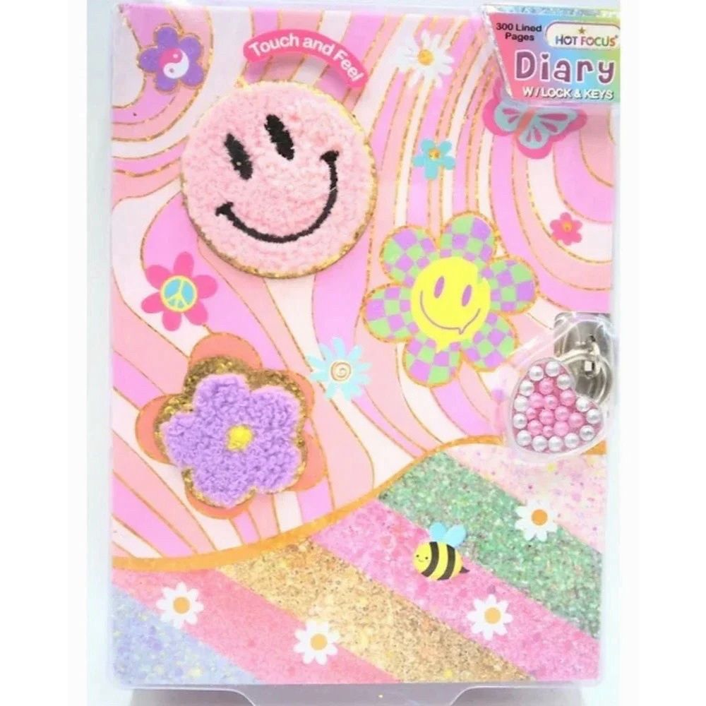 Diary with Lock &amp; Keys, Groovy Flower