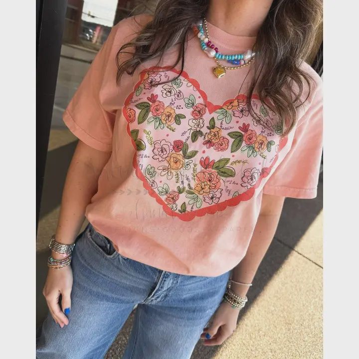 Scalloped Heart Peach Tee
