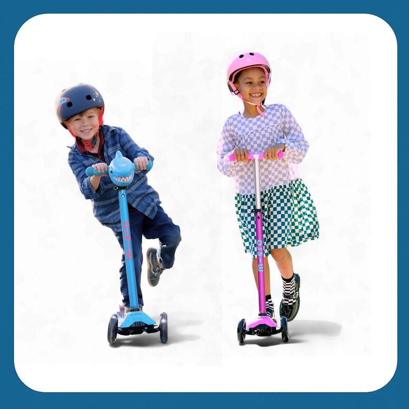 Micro Maxi LED Scooter