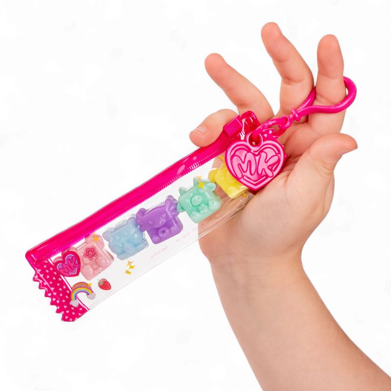 MushyKinz 5 Face Keychain Heart Logo