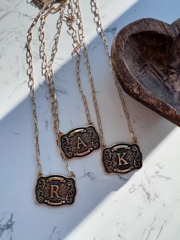 Sw Buckle Neck B Gold