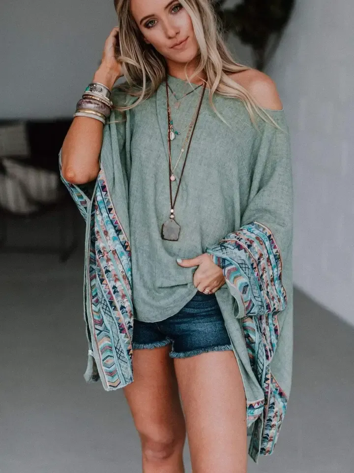 Three Birds Fallon Embroidered Sleeve Poncho - Sage