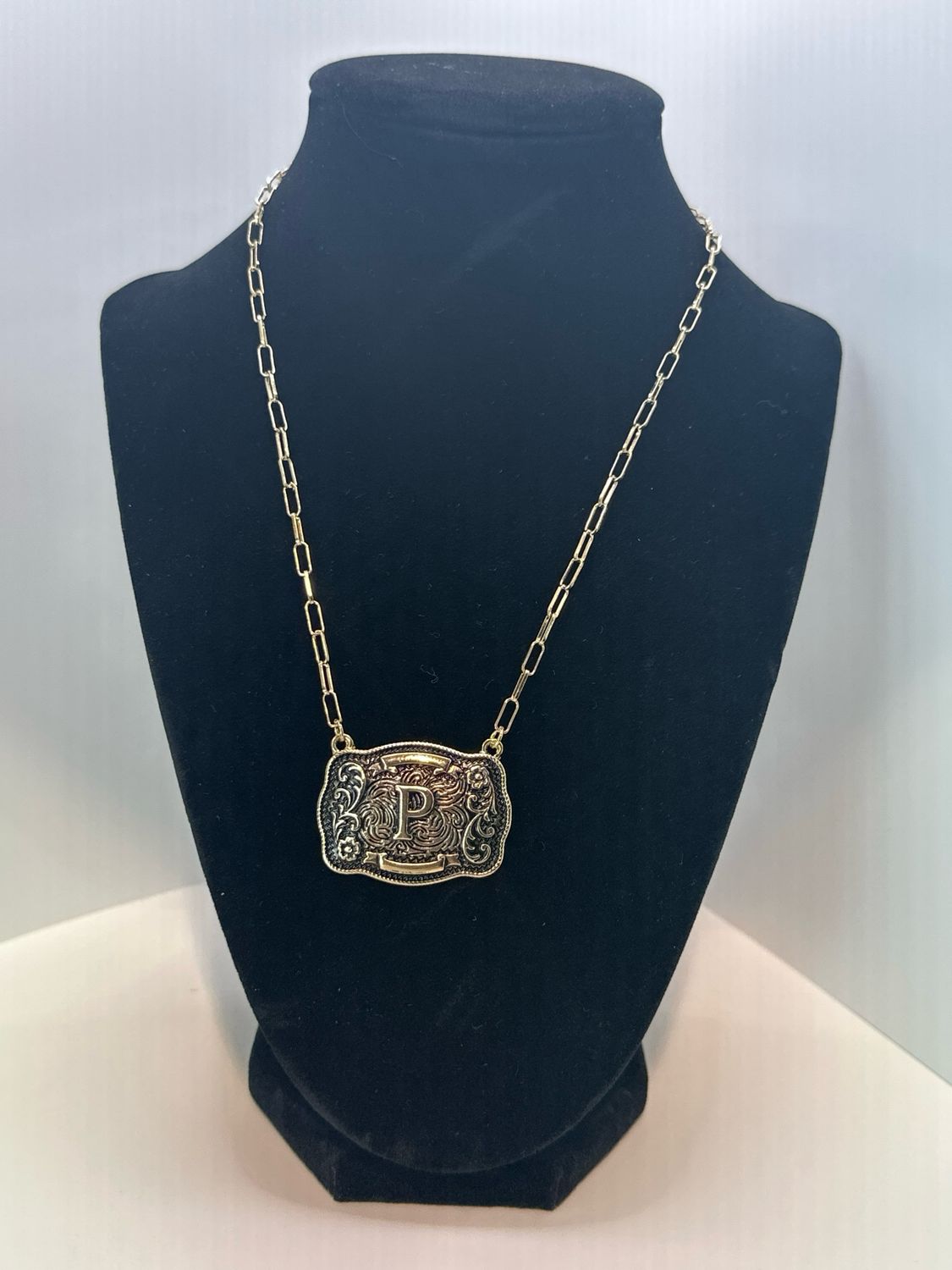 Boho Ranch Buckle P Gold