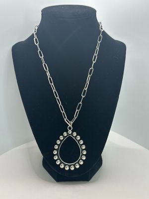 Western Style Pendant Necklace