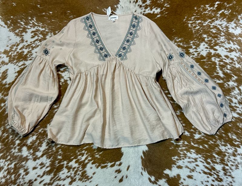 Adore Ivory Embrod Shirt