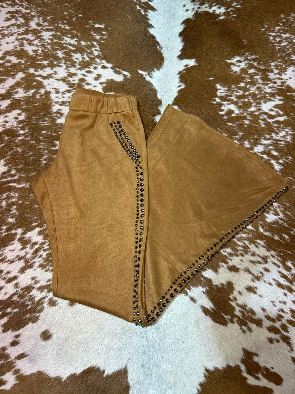 Vocal Camel Suede w/ Stud Pants