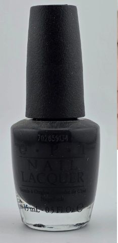 SUZI SKIS THE PYRANEES LACQUER