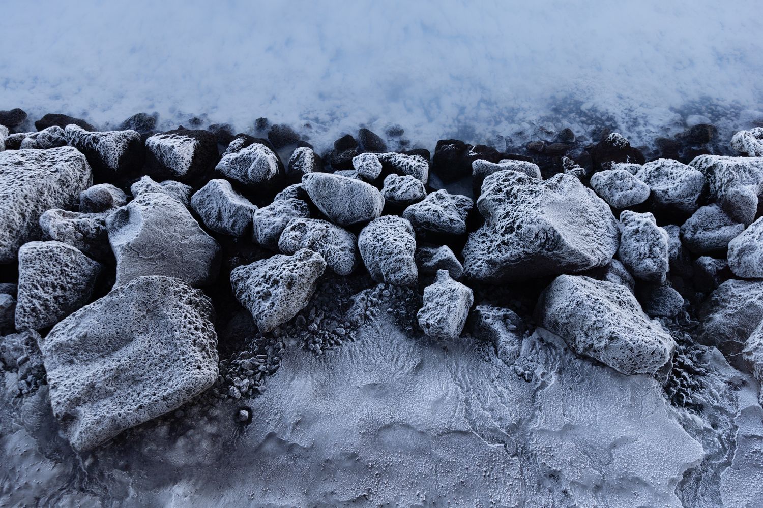 Of Sulfur and Silica