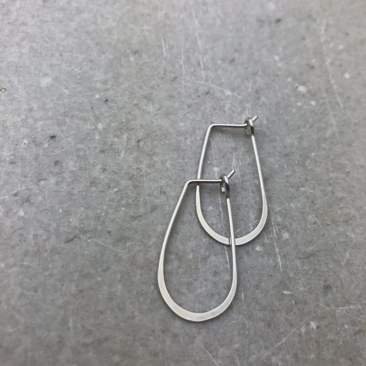 TEARDROP EARRING STERLING