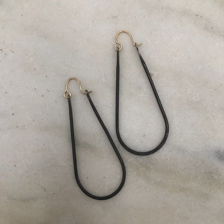 OBLONG EARRING