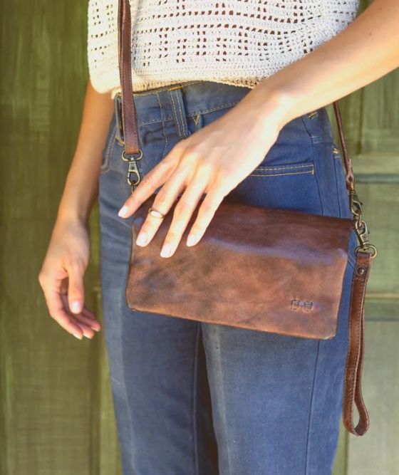 Cadence, Color: Teak Rustic