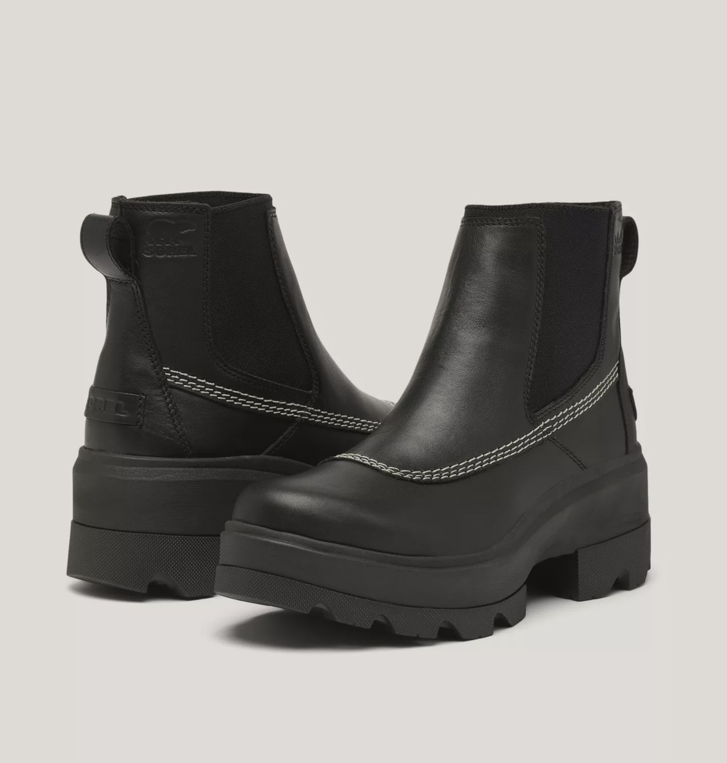 JOAN FRWD™ Women's Chelsea Boot, Color: black, Size: 6.5