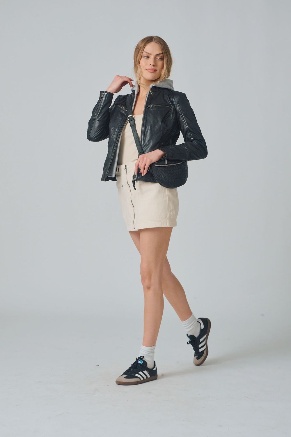 Nola RF- Black, Size: M
