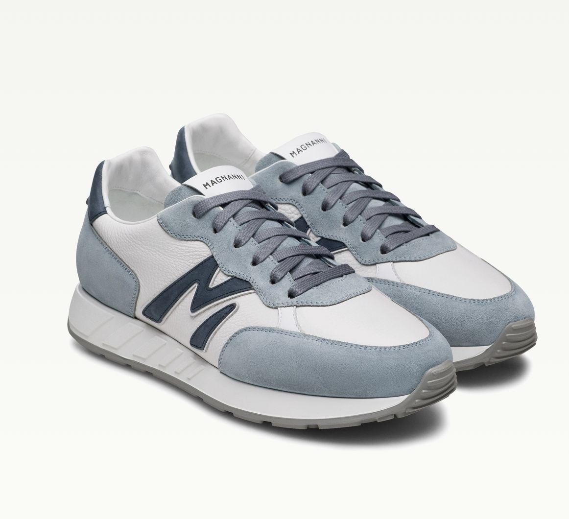 Yoki White, Size: 9
