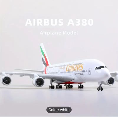 QATAR Airlines Airbus A380 Desk Model Aircraft