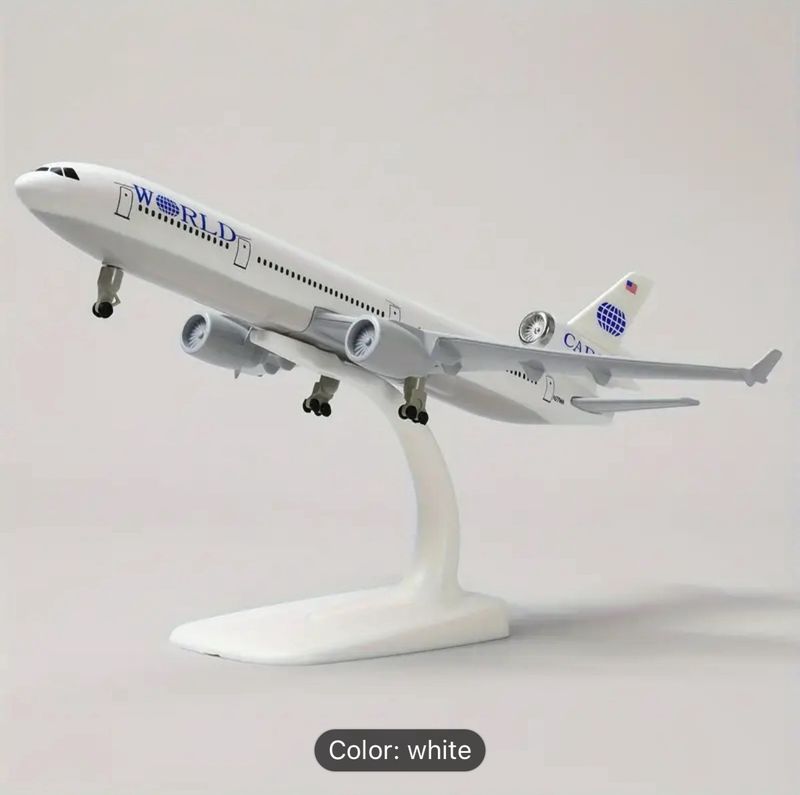 World Cargo MD-11 Scale Model Model Aircraft 1:300 Scale