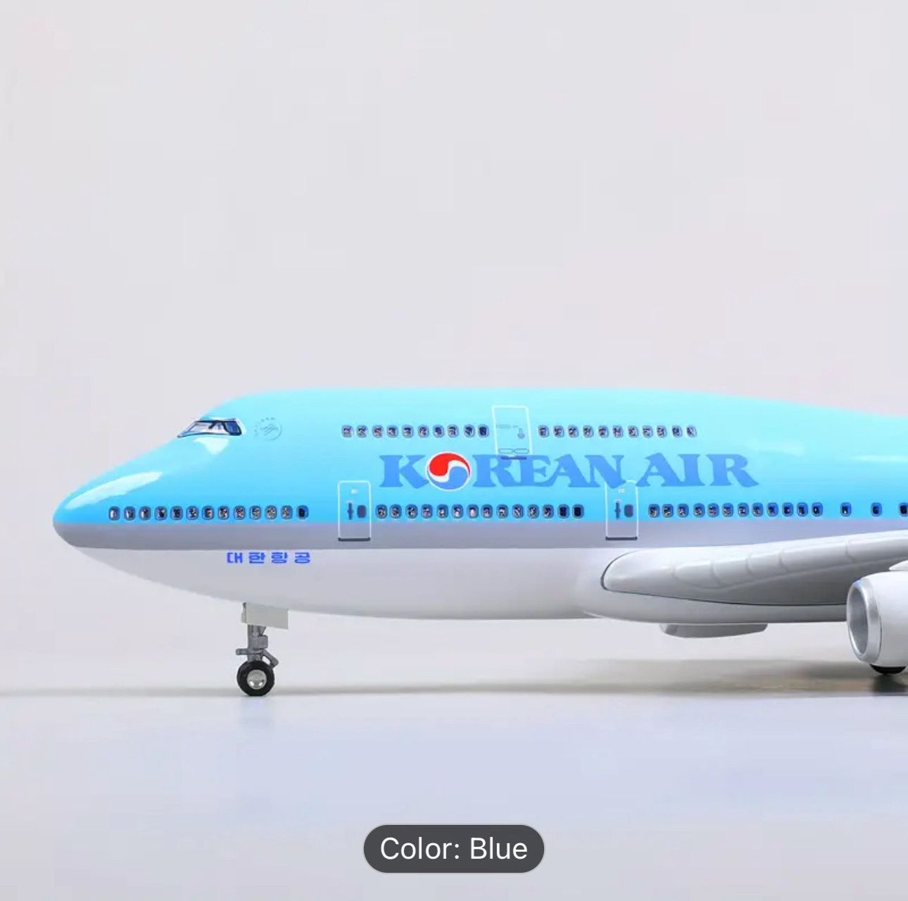 Korean Airways Boeing 747 1:160 Scale Desk Model Aircraft