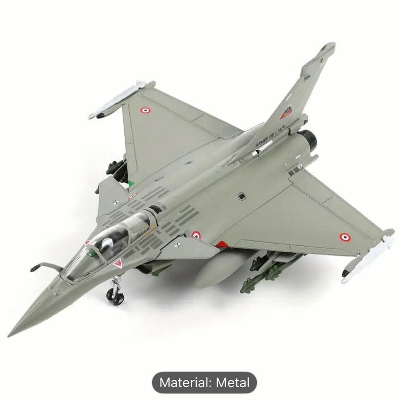 Dassault Rafale B Diecast Metal Fighter Jet Model 1:100 Scale