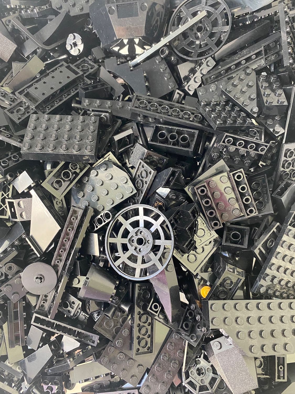 LEGO Assorted Black Parts (sold by the 1/2 pound)