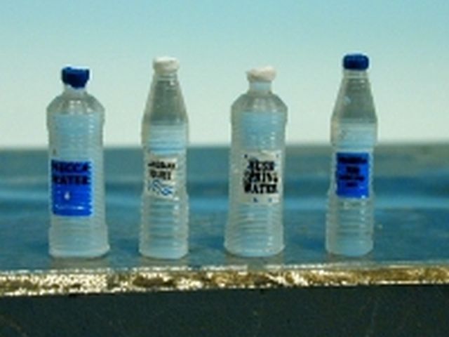 Commercial water bottes- clear Commercial water bottes- clear