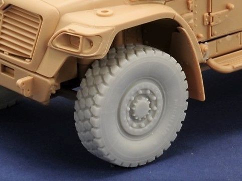 British Husky TSV Weighted Wheel Set